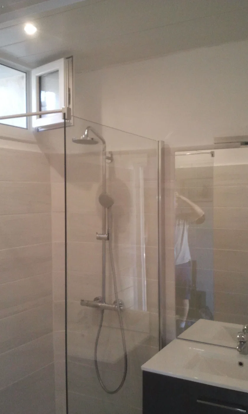 Vue de douche à l’italienne