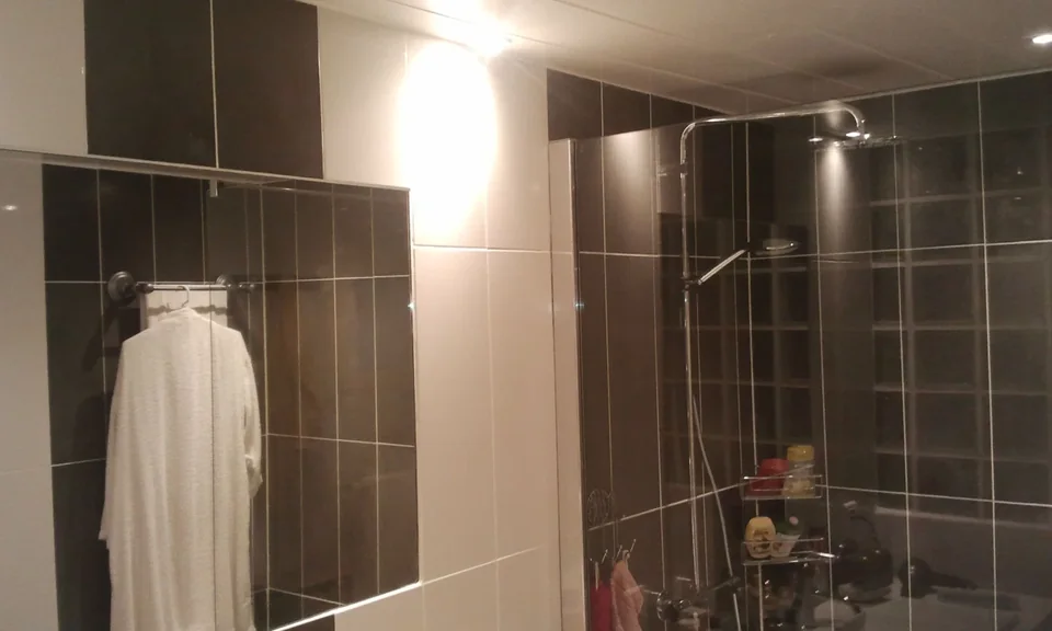 Vue de douche à l’italienne