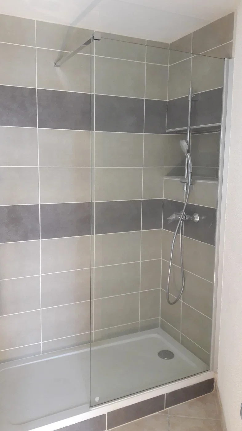 Vue de douche à l’italienne