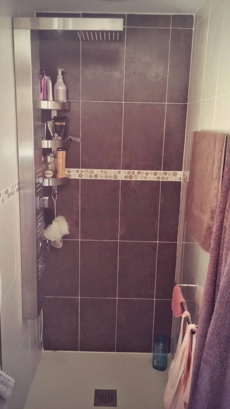 Vue de douche à l’italienne